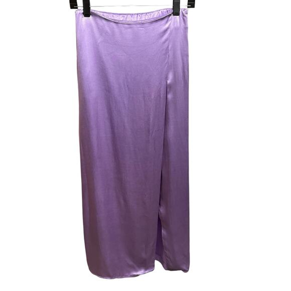 NWT! Line & Dot Lilac Satin Adelyn Midi Skirt - Size Small - Picture 8 of 10